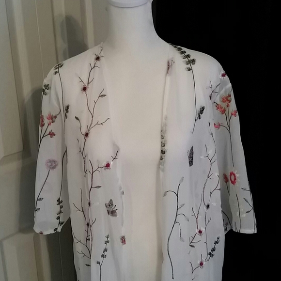 Embroidered Duster Cardigan - Picture 3 of 9